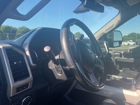 Used 2019 Ford F450 Lariat w/ Lariat Ultimate Package AWD/4WD image 18