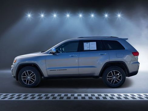 Used 2018 Jeep Grand Cherokee Limited image 5