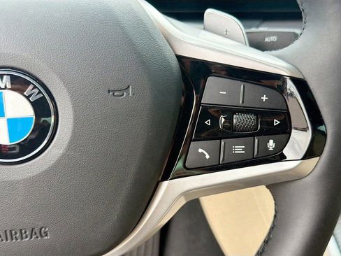 New 2025 BMW 330i Sedan w/ Convenience Package RWD image 39