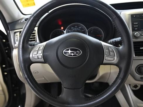 Used 2010 Subaru Impreza 2.5i Premium AWD/4WD image 4