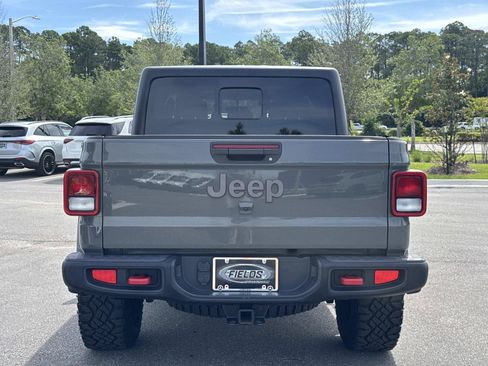 Used 2020 Jeep Gladiator Rubicon w/ Trailer Tow Package AWD/4WD image 4