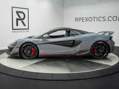 Used 2018 McLaren 570S Spider RWD image 3
