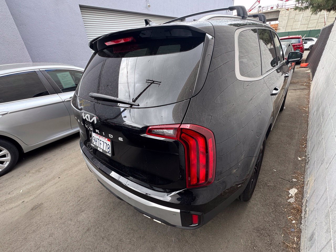 Certified 2024 Kia Telluride S w/ S Sunroof Package FWD image 4
