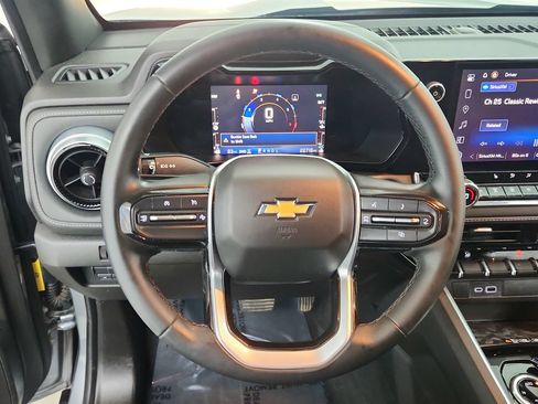 Used 2023 Chevrolet Colorado LT w/ LT Convenience Package II AWD/4WD image 19