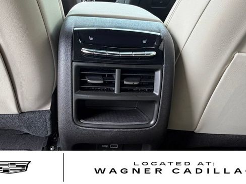 New 2026 Cadillac XT5 Sportv AWD/4WD image 17