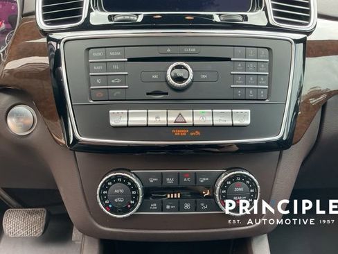 Used 2019 Mercedes-Benz GLS 450 4MATIC image 18