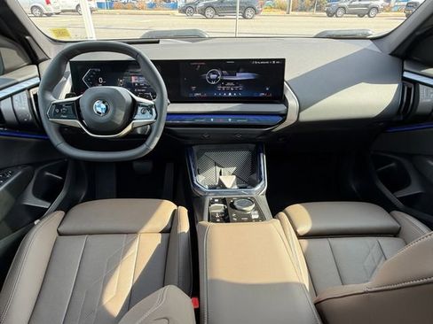 Used 2025 BMW X3 xDrive30i w/ Premium Package AWD/4WD image 10