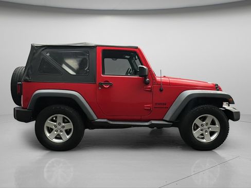Used 2017 Jeep Wrangler Sport w/ Quick Order Package 24S AWD/4WD image 8