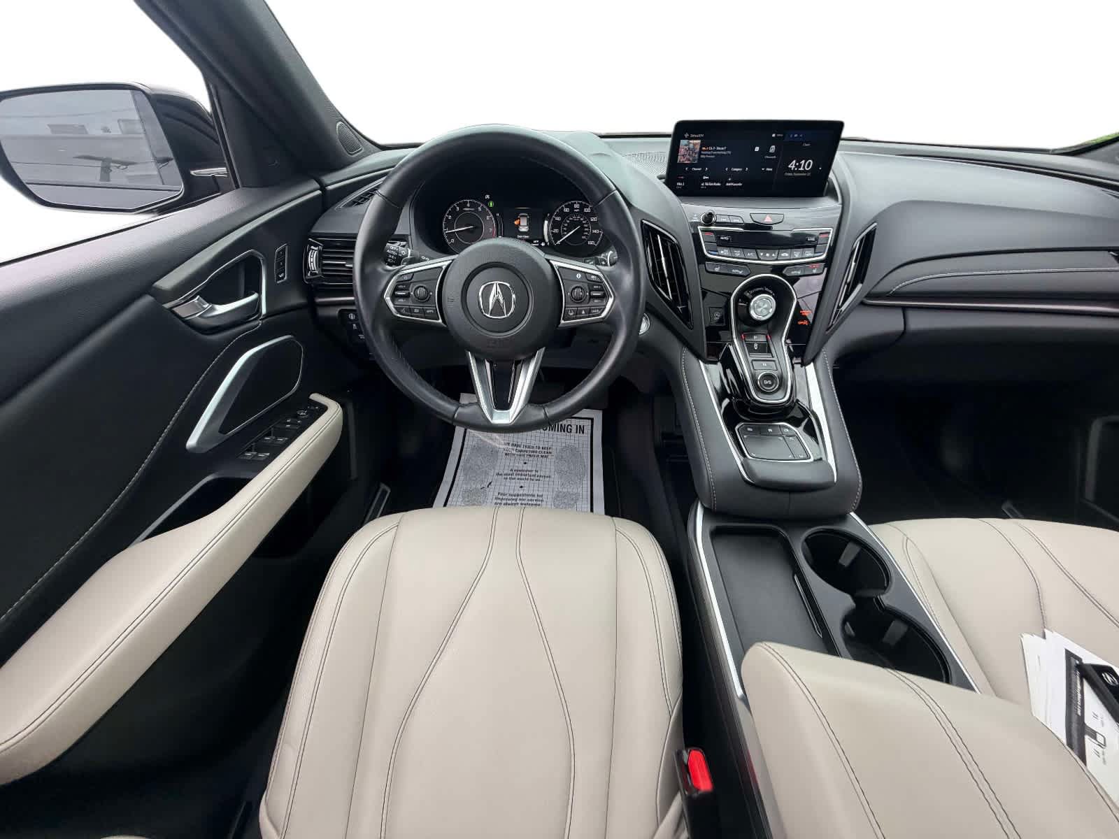 Used 2025 Acura RDX SH-AWD image 17