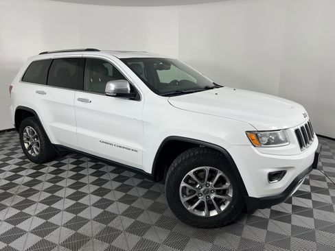Used 2016 Jeep Grand Cherokee Limited image 2