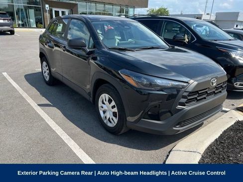 Used 2026 Toyota Corolla Cross L FWD image 3