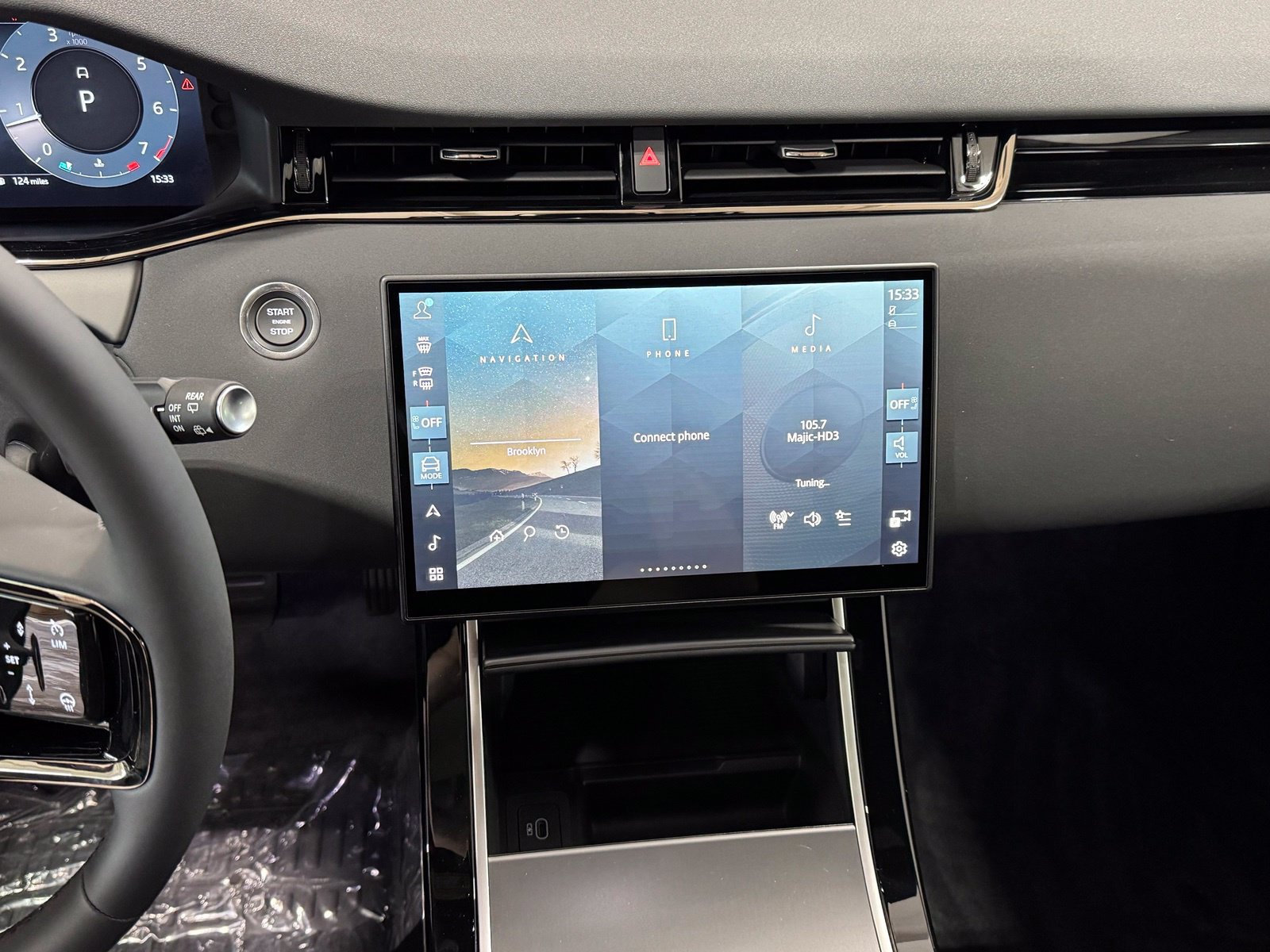 New 2026 Land Rover Range Rover Evoque S AWD/4WD image 23