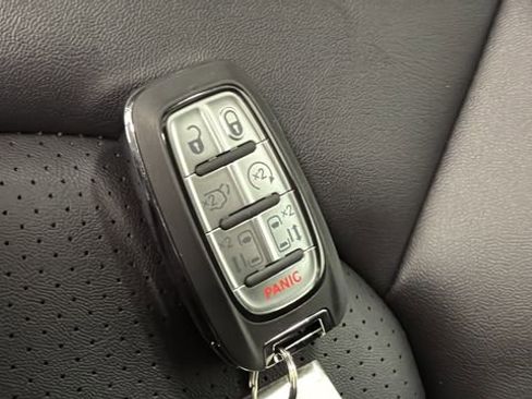 New 2026 Chrysler Voyager LX image 20