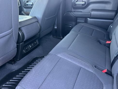 Used 2021 Chevrolet Silverado 1500 LT w/ Safety Package II AWD/4WD image 12
