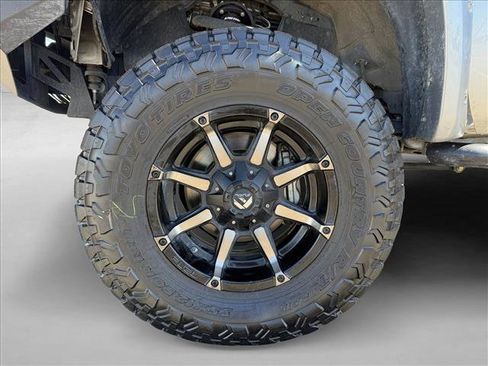 Used 2018 Toyota Tundra SR5 image 24