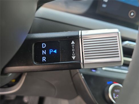 Used 2024 Hyundai Sonata SEL FWD image 20