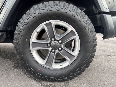 Used 2020 Jeep Wrangler Unlimited Sahara w/ Cold Weather Group image 13