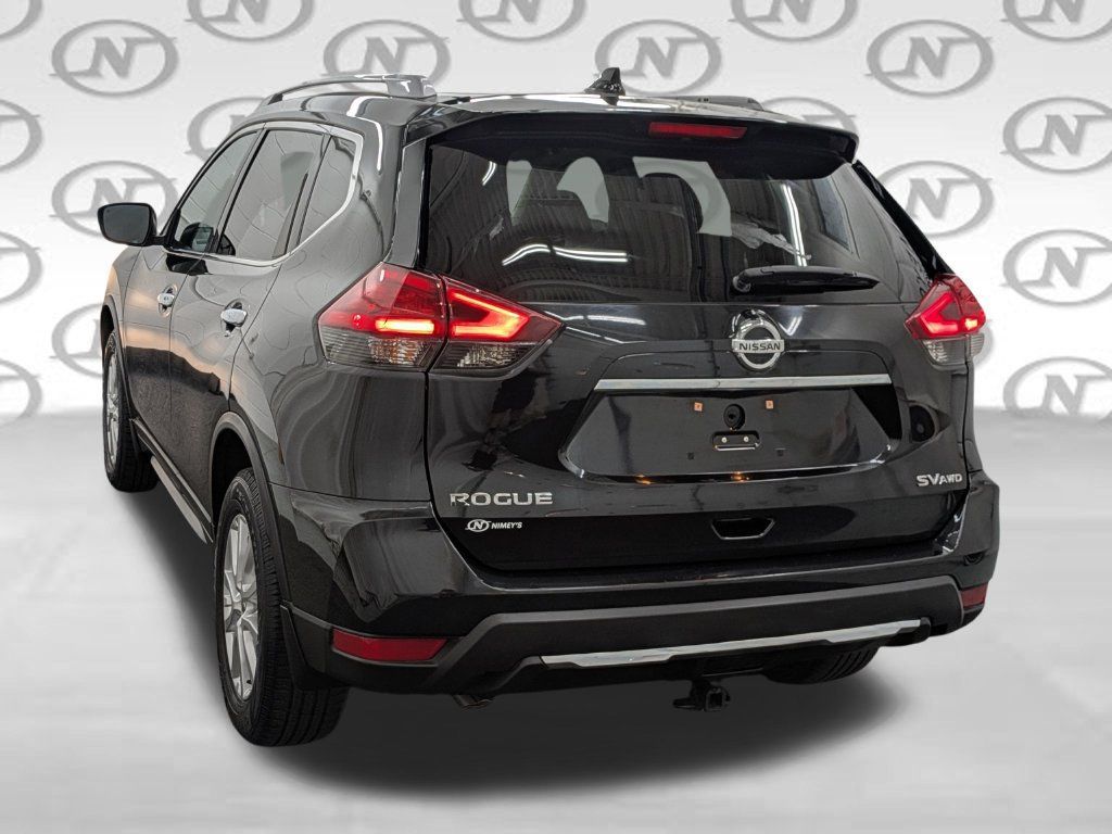Used 2017 Nissan Rogue SV AWD/4WD image 14