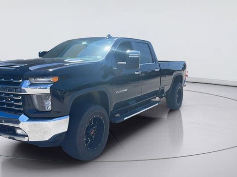 Used 2020 Chevrolet Silverado 3500 LTZ w/ LTZ Premium Package AWD/4WD image 2