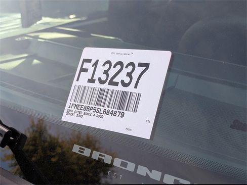 New 2025 Ford Bronco Outer Banks image 32