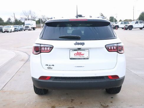 New 2026 Jeep Compass Limited image 21