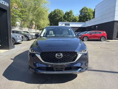 Used 2025 MAZDA CX-5 AWD 2.5 S w/ Preferred Package image 3