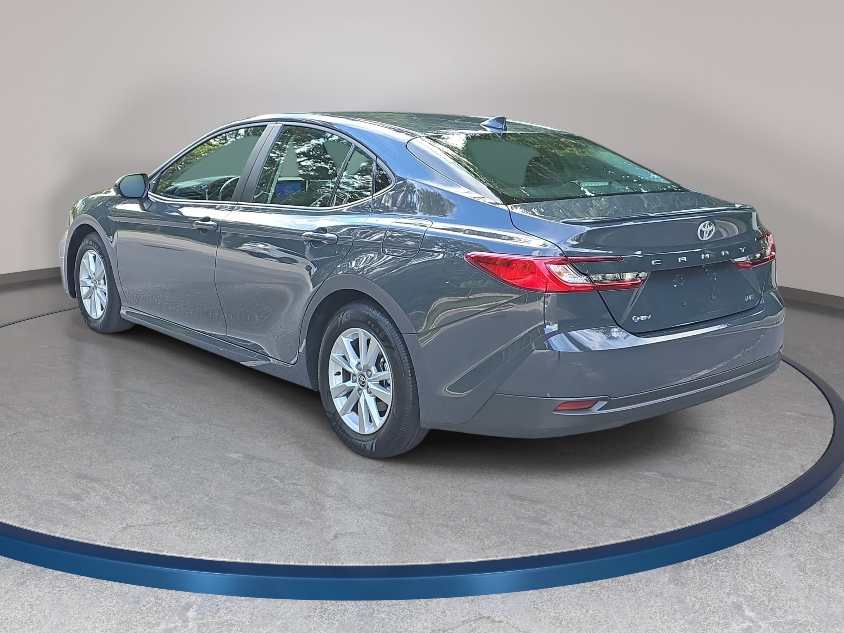 Used 2026 Toyota Camry LE w/ Convenience Package FWD image 7