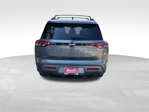 New 2026 Nissan Pathfinder Platinum AWD/4WD image 3