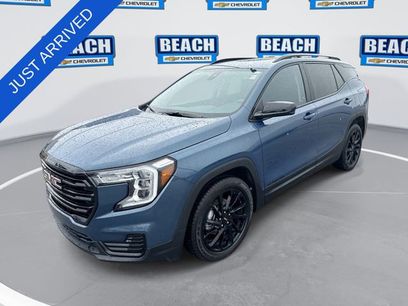 Used 2024 GMC Terrain SLE w/ Driver Convenience Package