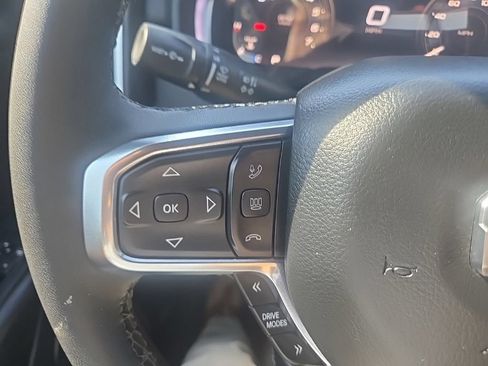 Used 2025 RAM 1500 Big Horn AWD/4WD image 16
