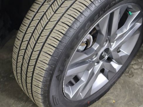 Used 2021 Kia Seltos S image 39