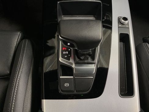 Used 2025 Audi Q5 2.0T Premium image 26