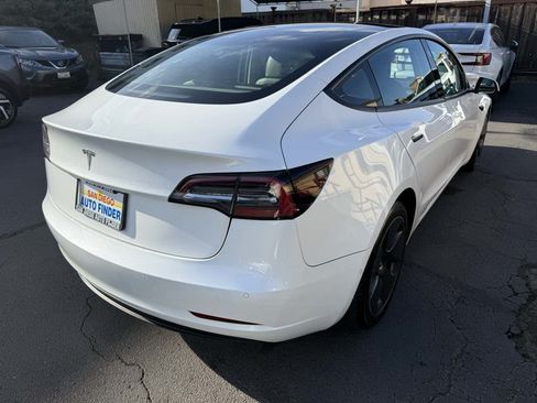 Used 2022 Tesla Model 3 RWD image 3