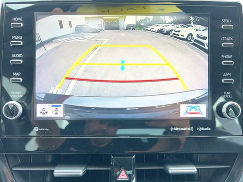 Used 2021 Toyota Camry XLE FWD image 35