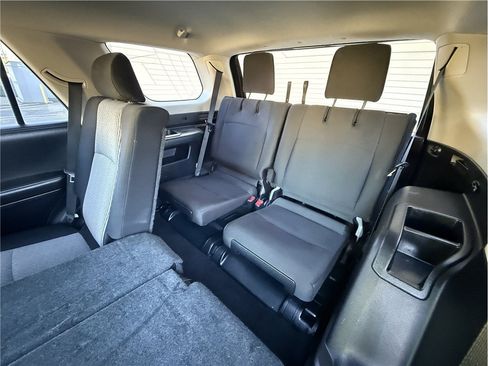Used 2014 Toyota 4Runner SR5 AWD/4WD image 12