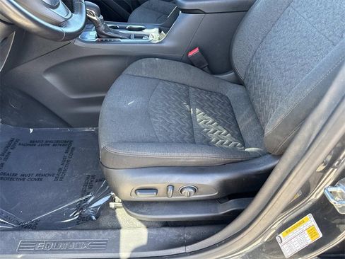 Used 2022 Chevrolet Equinox LT image 11