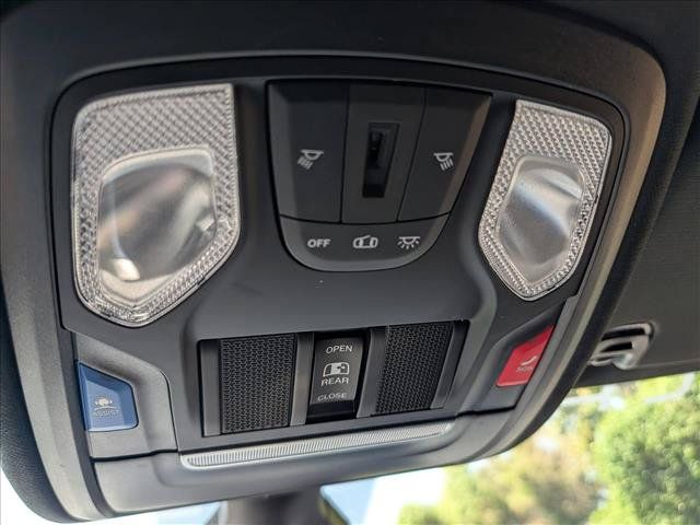 Used 2022 RAM 1500 Big Horn AWD/4WD image 40