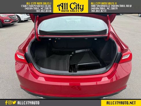 Used 2016 Chevrolet Malibu Premier w/ Driver Confidence Package II image 33