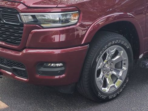 Used 2025 RAM 1500 Big Horn AWD/4WD image 9