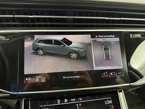 Used 2021 Audi Q7 3.0T Premium Plus AWD/4WD image 31