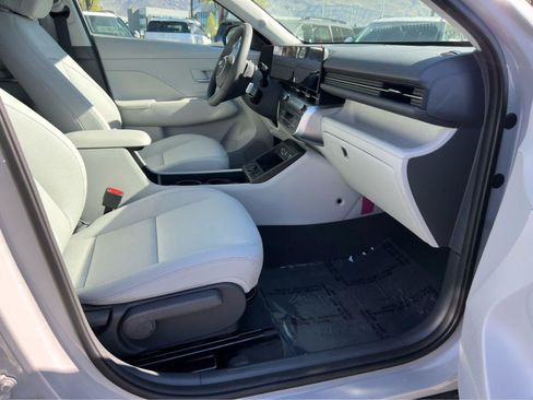 Certified 2026 Hyundai Kona SEL Premium AWD/4WD image 19