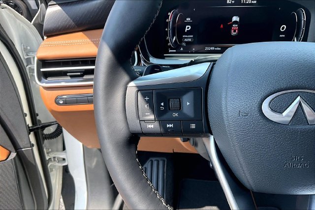 Used 2025 INFINITI QX60 Sensory w/ Cargo Package AWD/4WD image 16
