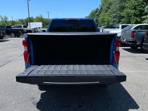 Used 2024 Chevrolet Silverado 1500 LT Trail Boss w/ Convenience Package II AWD/4WD image 26
