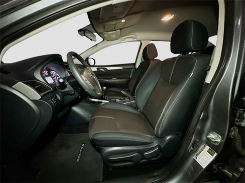 Used 2017 Nissan Sentra S image 17