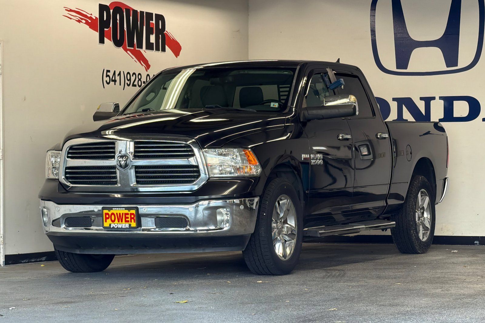 Used 2016 RAM 1500 SLT AWD/4WD image 7