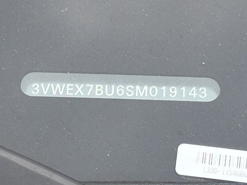 Used 2025 Volkswagen Jetta SE image 29