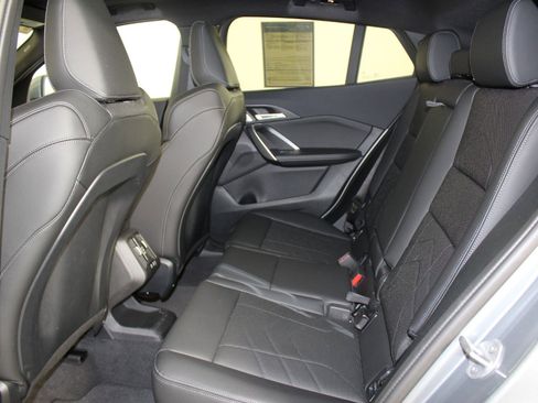 Certified 2025 BMW X2 xDrive28i w/ Premium Package image 20