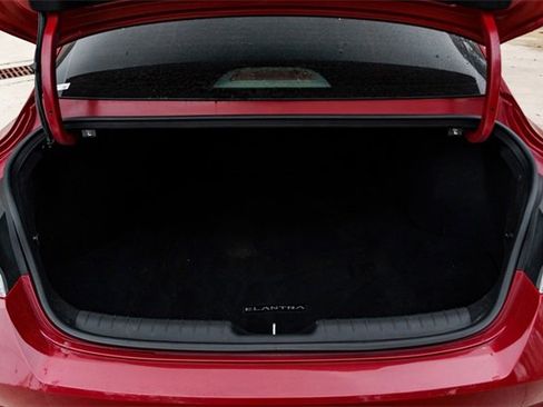 Certified 2022 Hyundai Elantra SEL w/ Cargo Package image 6