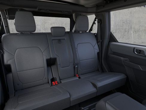 New 2025 Ford Bronco Big Bend image 11