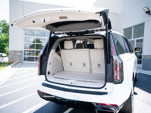 Used 2025 Cadillac Escalade Sport Platinum w/ LPO, Floor Liner Package AWD/4WD image 55